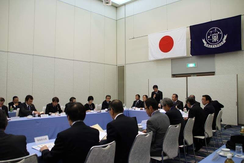 画像：支部長懇談会の様子